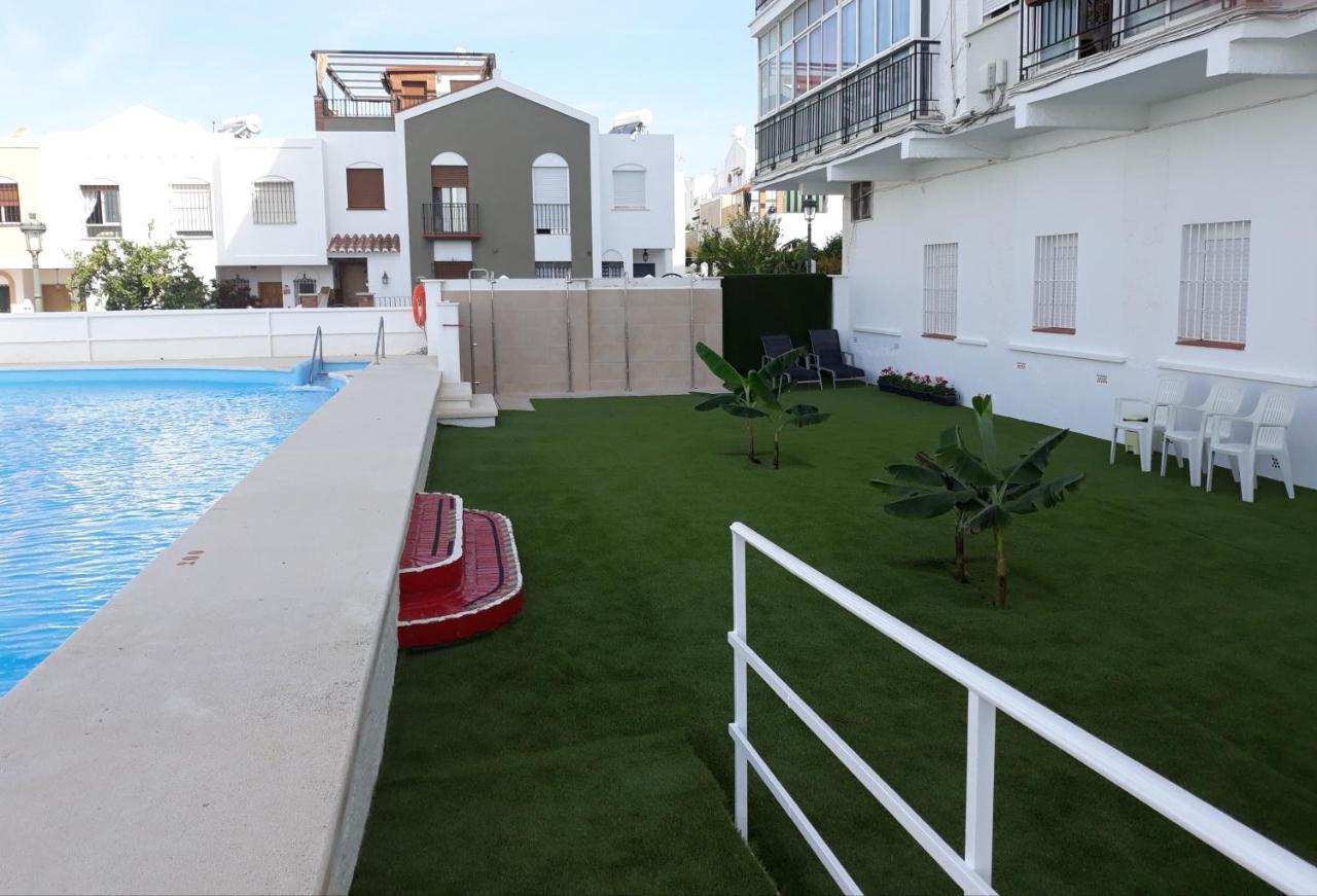 Apartamentos Tursol Nerja Kültér fotó
