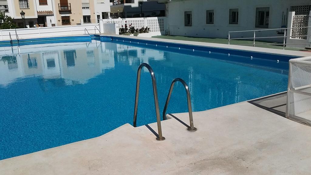 Apartamentos Tursol Nerja Kültér fotó