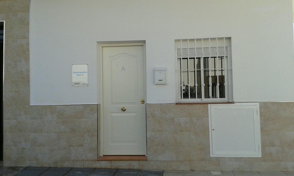Apartamentos Tursol Nerja Kültér fotó